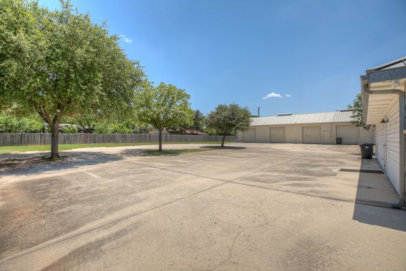 Office For Sale: 2461 Loop 337, New Braunfels, TX 78130